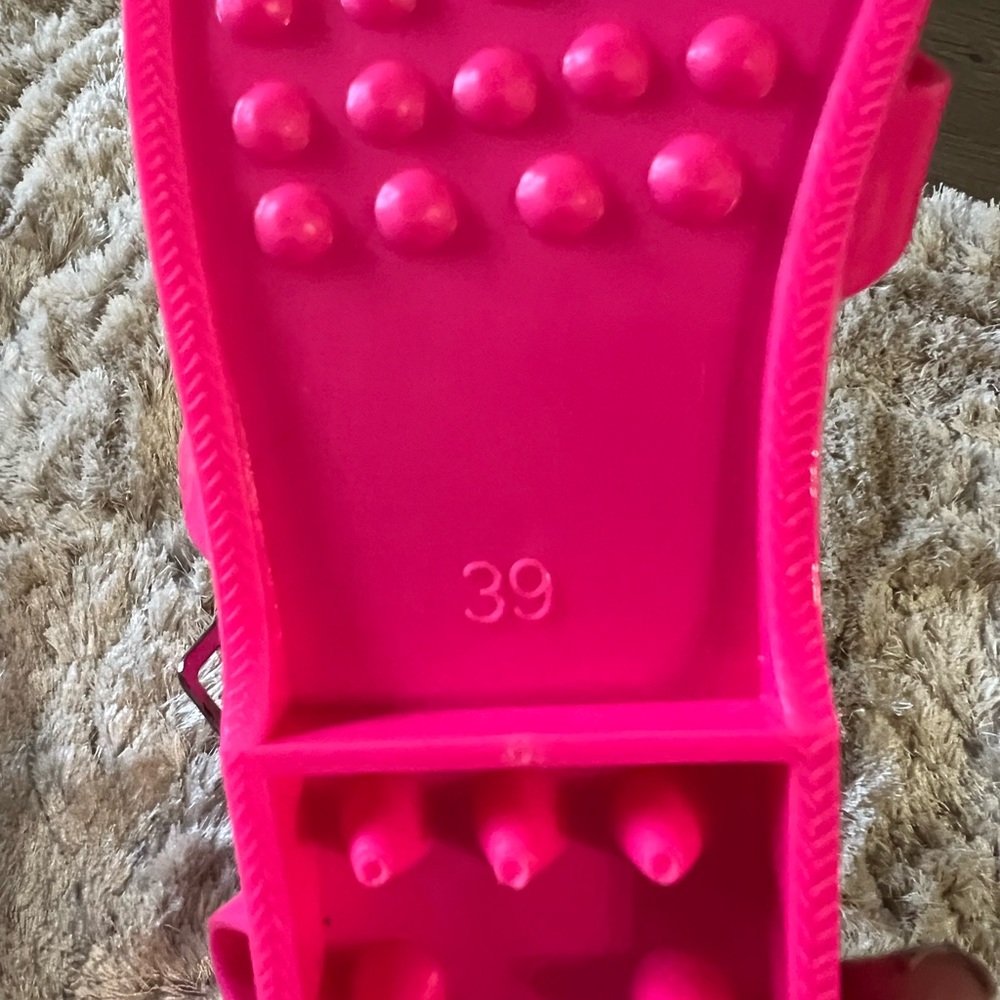 Play by Jeffery Campbell Neon Pink jelly sandals Sz 8 - Picture 4 of 4